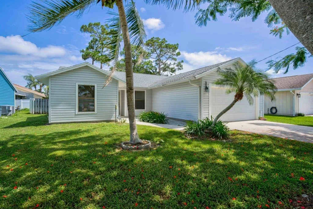 Photo of 6243 Barbara Street