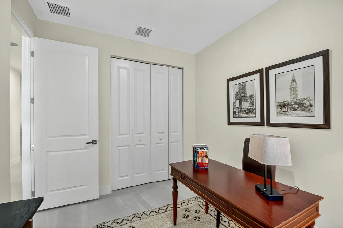 Photo of 611 N Loxahatchee Drive