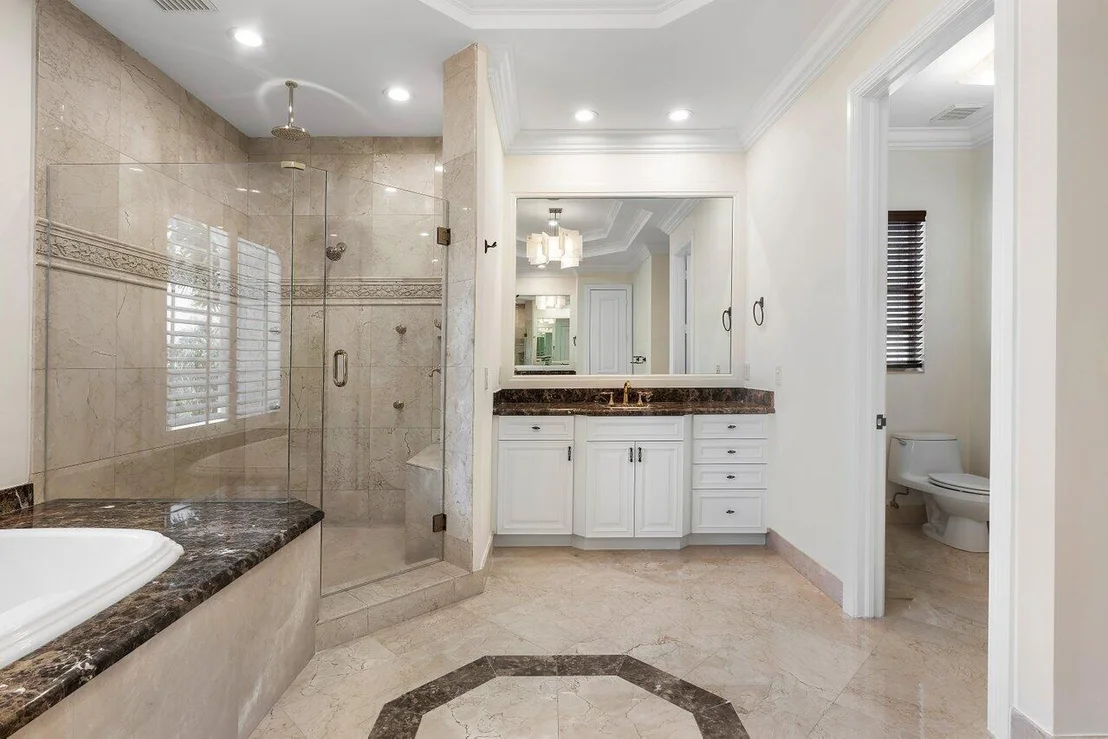 Photo of 953 Banyan Drive
