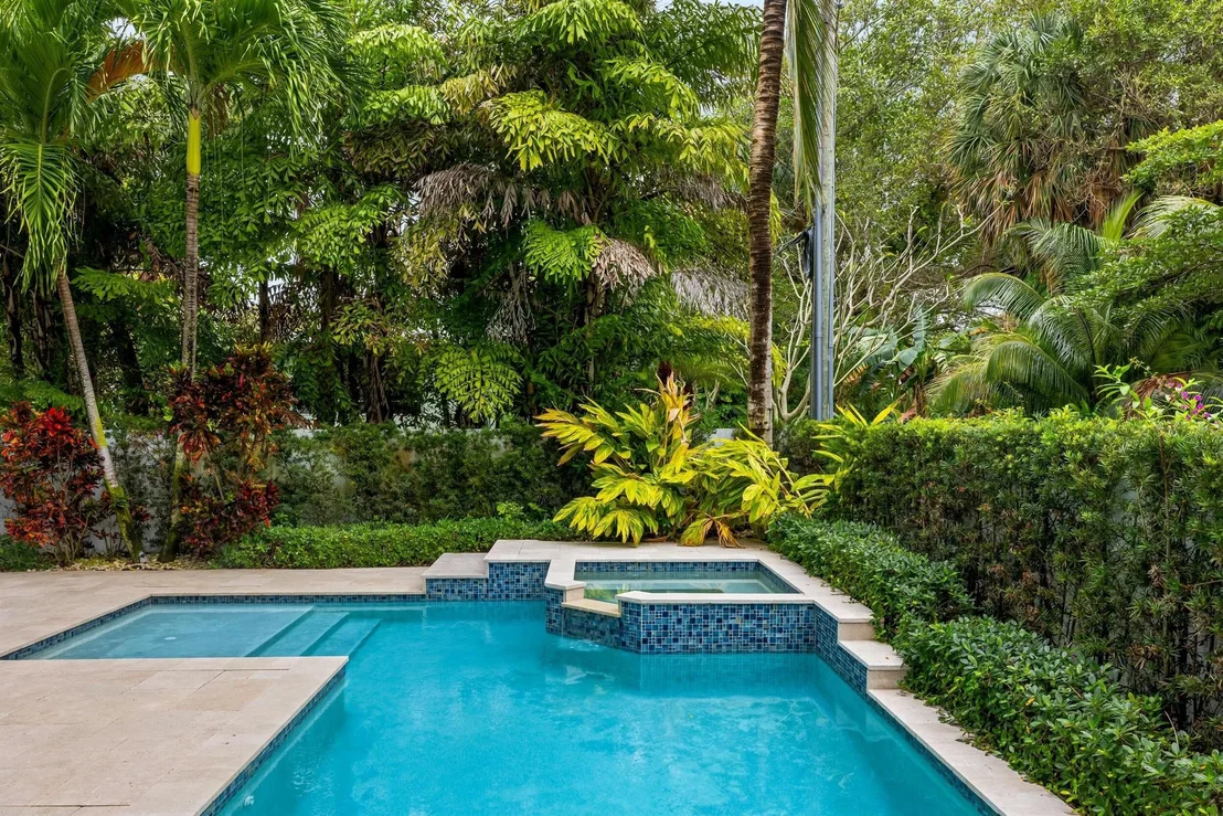 Photo of 970 Lago Mar Lane