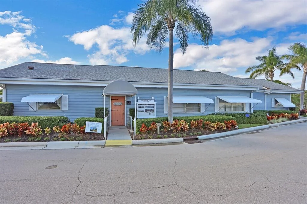Photo of Unit 116 at 400 N Hwy A1a