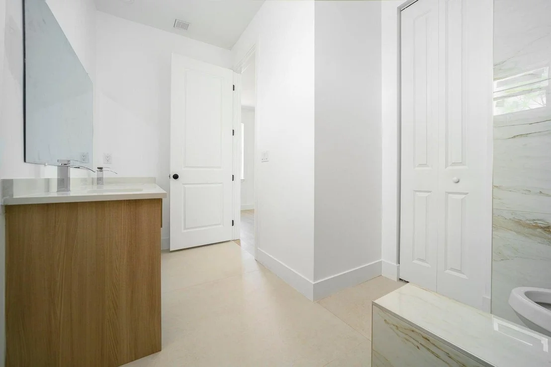 Photo of 15261 Brainbridge Circle