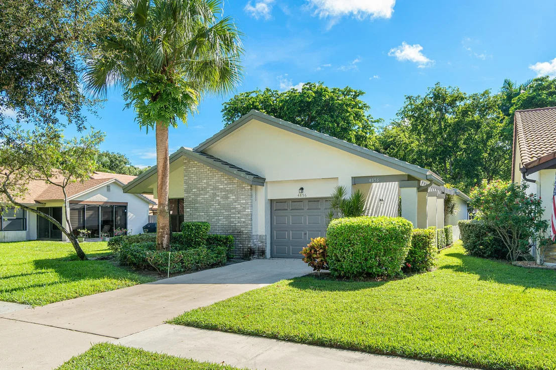 Photo of 4856 Boxwood Circle