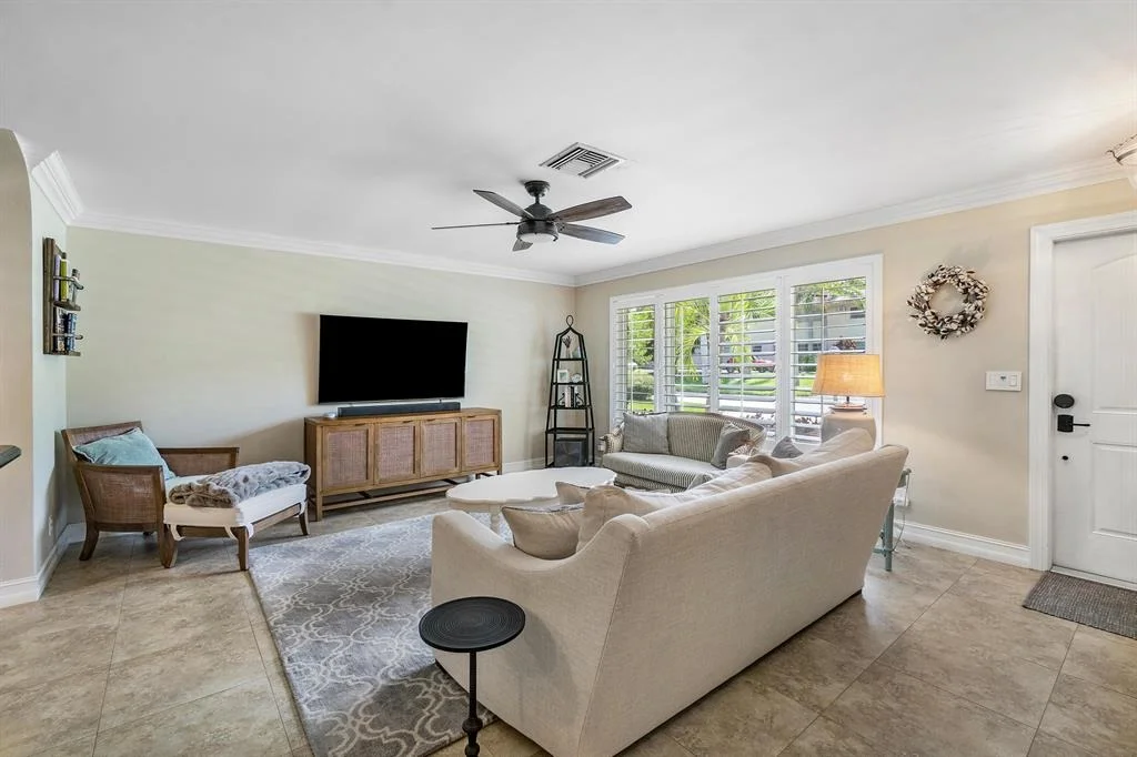Photo of 770 NW 3rd Avenue