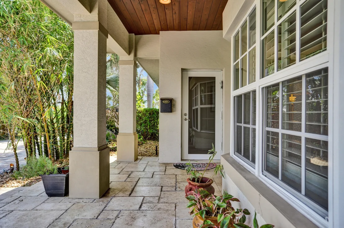 Photo of 445 SE 17th Terrace