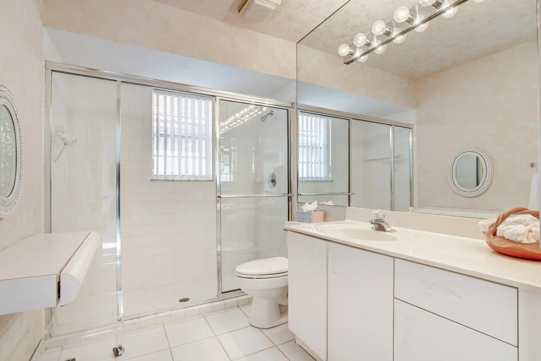 Photo of 6089 Bay Isles Drive