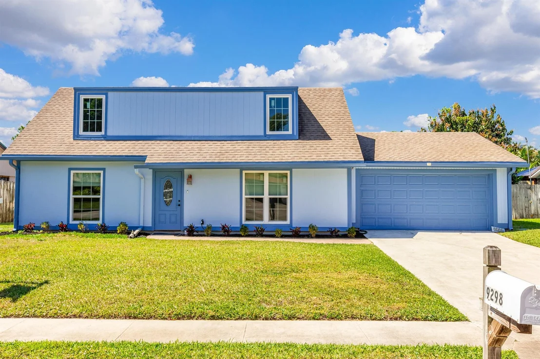 Photo of 9298 Longmeadow Circle