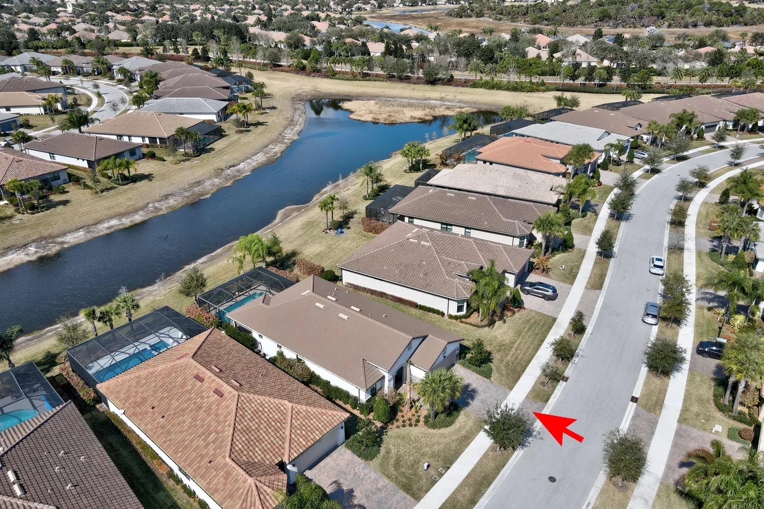 Photo of 5021 Monroe Circle