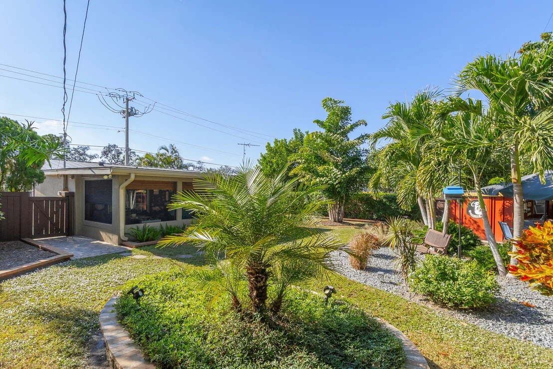 Photo of 2266 Post Road