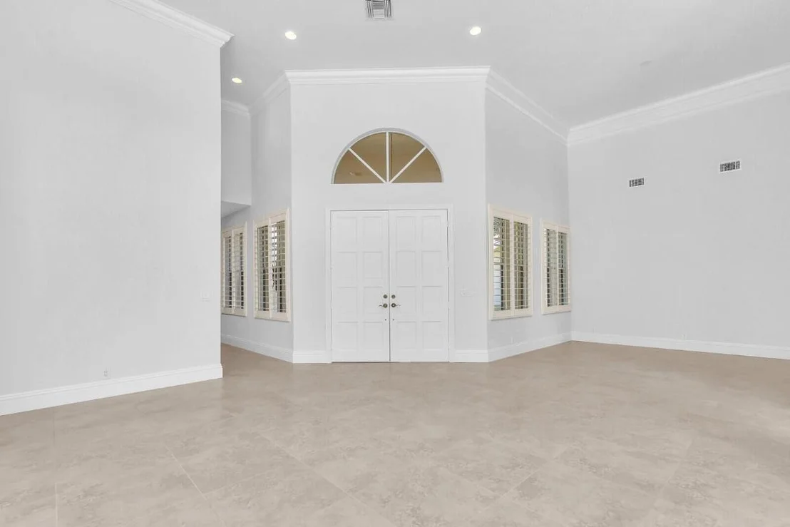 Photo of 18517 SE Heritage Drive