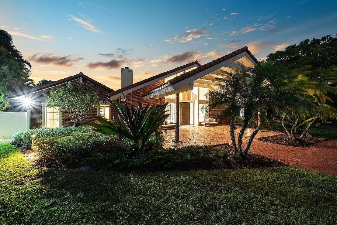 Photo of 6641 Giralda Circle