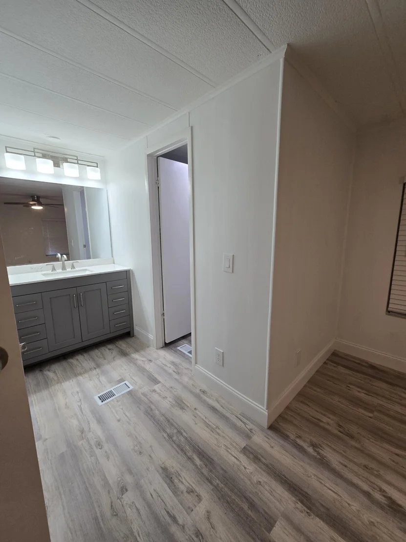 Photo of 2911 SE 18th Court