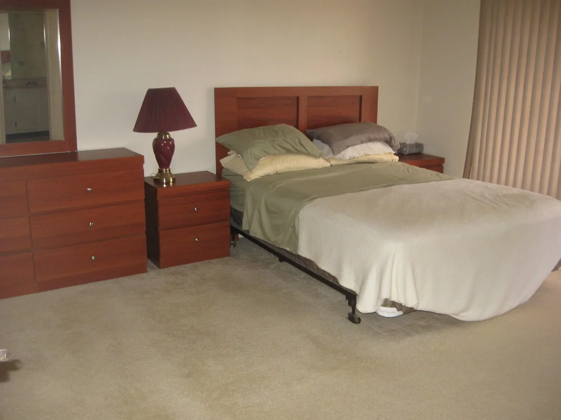 Photo of 5550 Mirror Lakes Boulevard