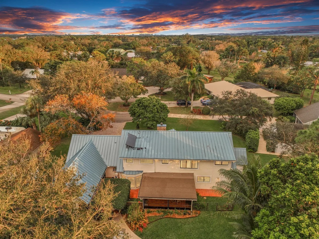 Photo of 18801 Falcon Way