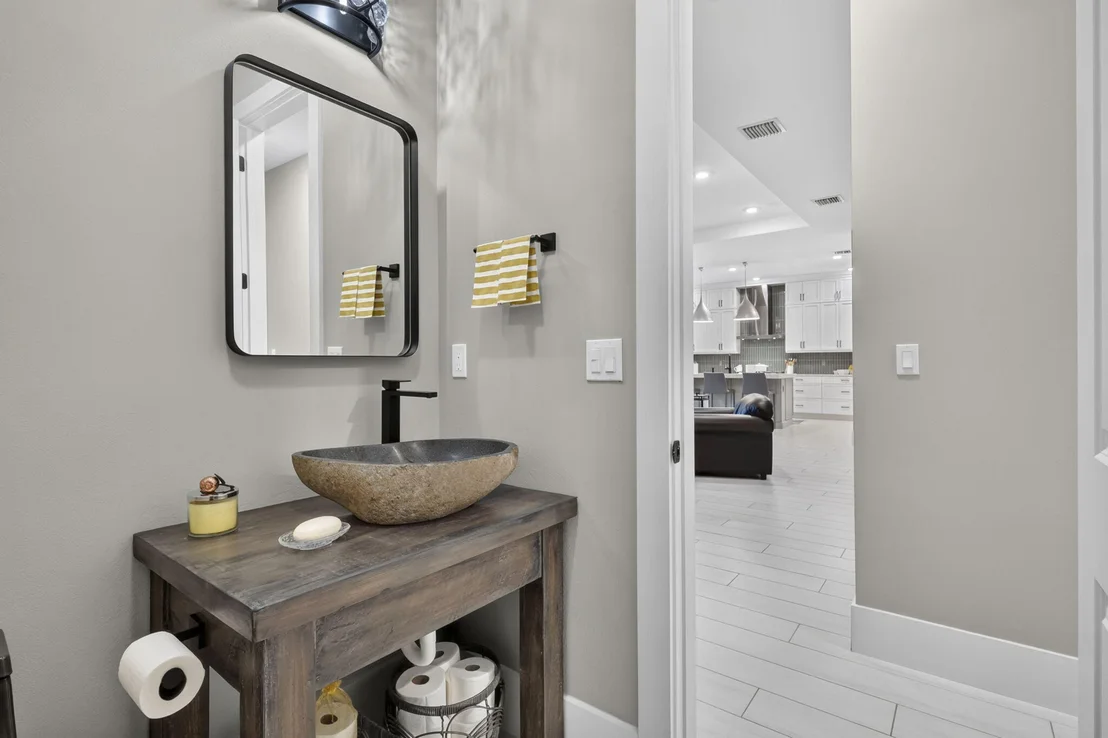 Photo of 15730 Longboat Key Drive