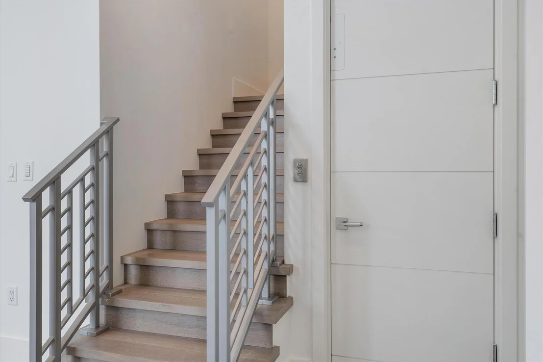 Photo of 1068 Del Harbour Drive