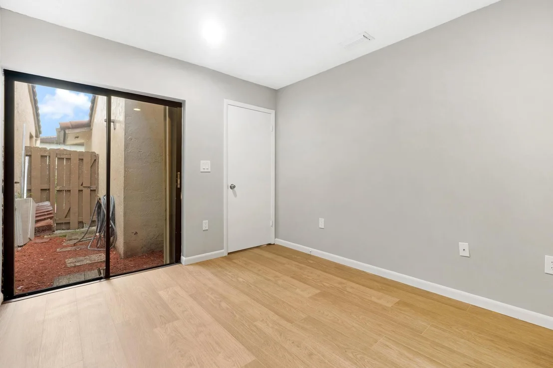 Photo of 6654 NW 174th Lane