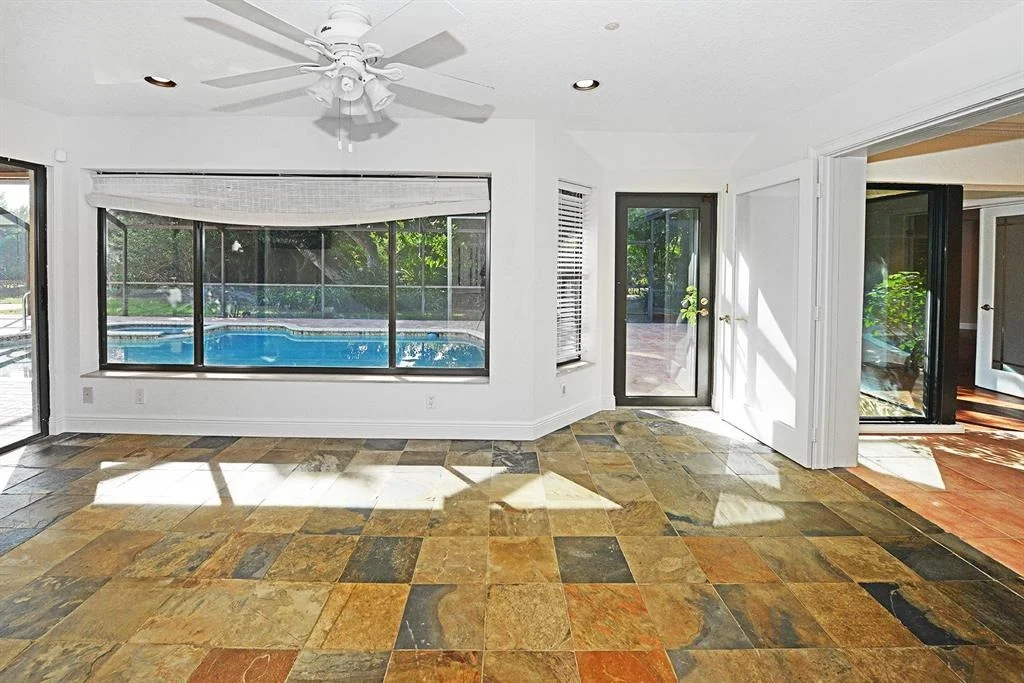 Photo of 4085 Georges Way