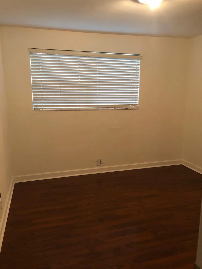Photo of 112 Virginia Road