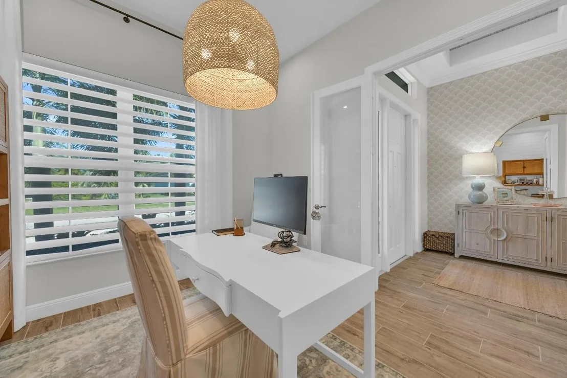 Photo of 668 SW Riverwatch Place