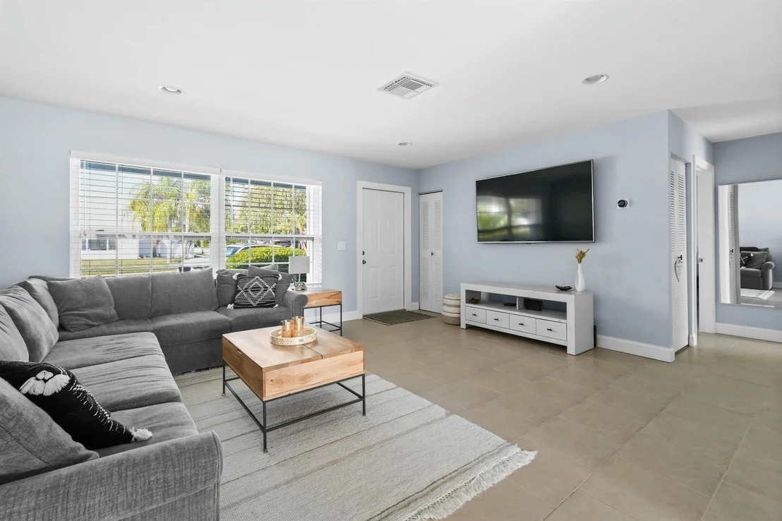 Photo of 110 Banyan Circle