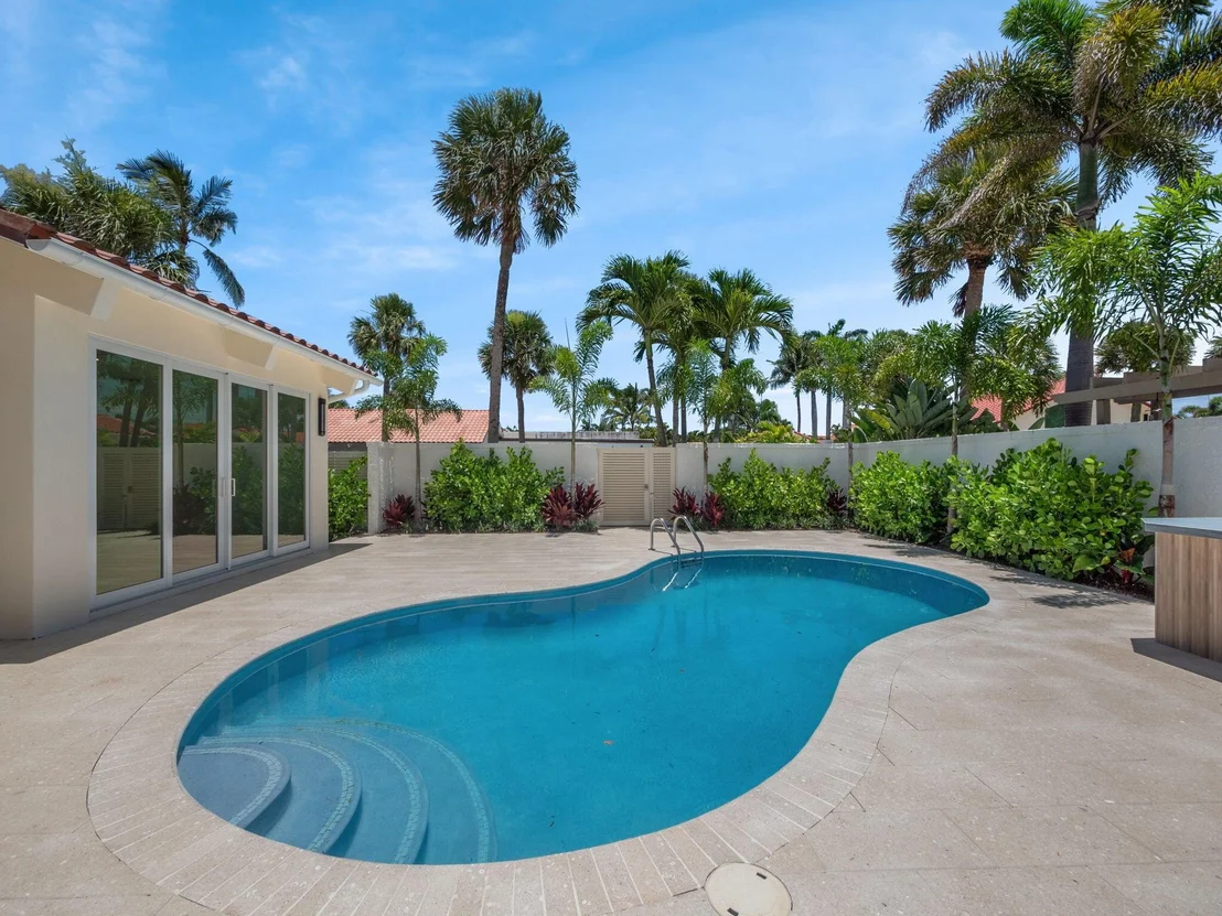 Photo of 105 W Bonefish Circle