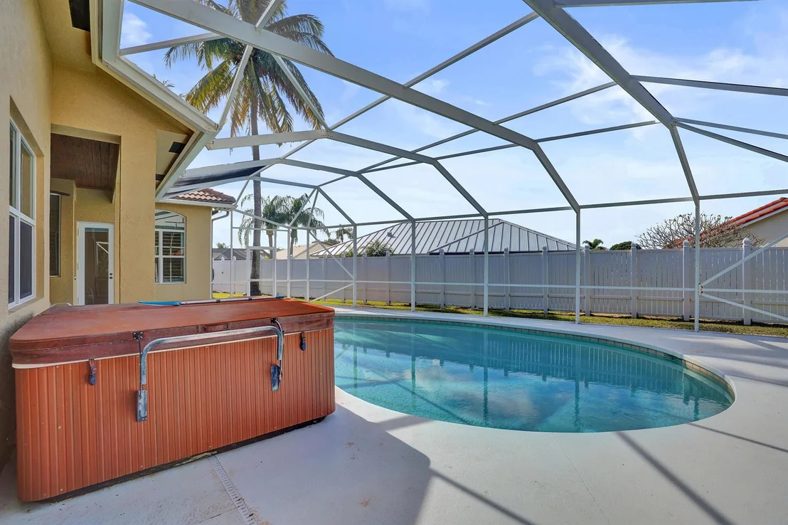 Photo of 603 N Cypress Drive