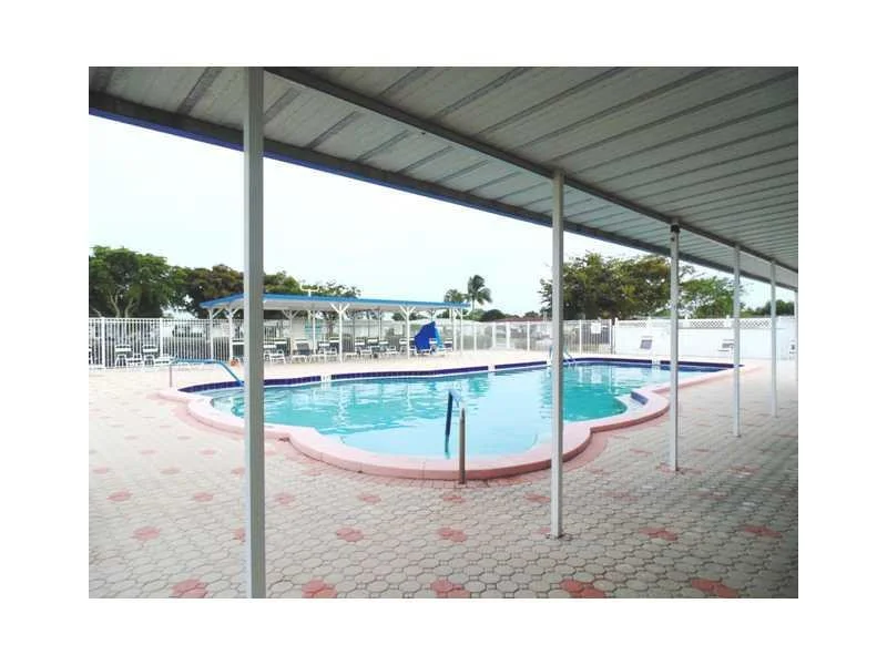 Photo of 7420 Margate Bl