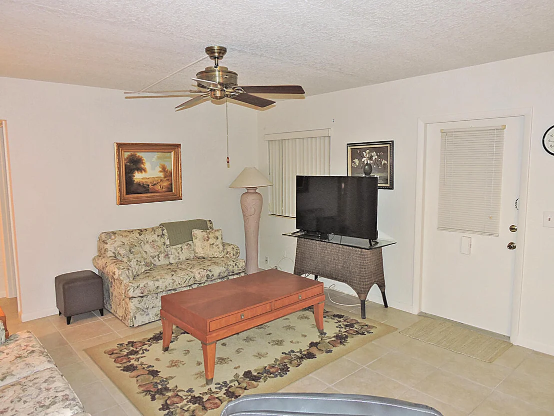 Photo of Unit D1 at 341 Pine Ridge Circle
