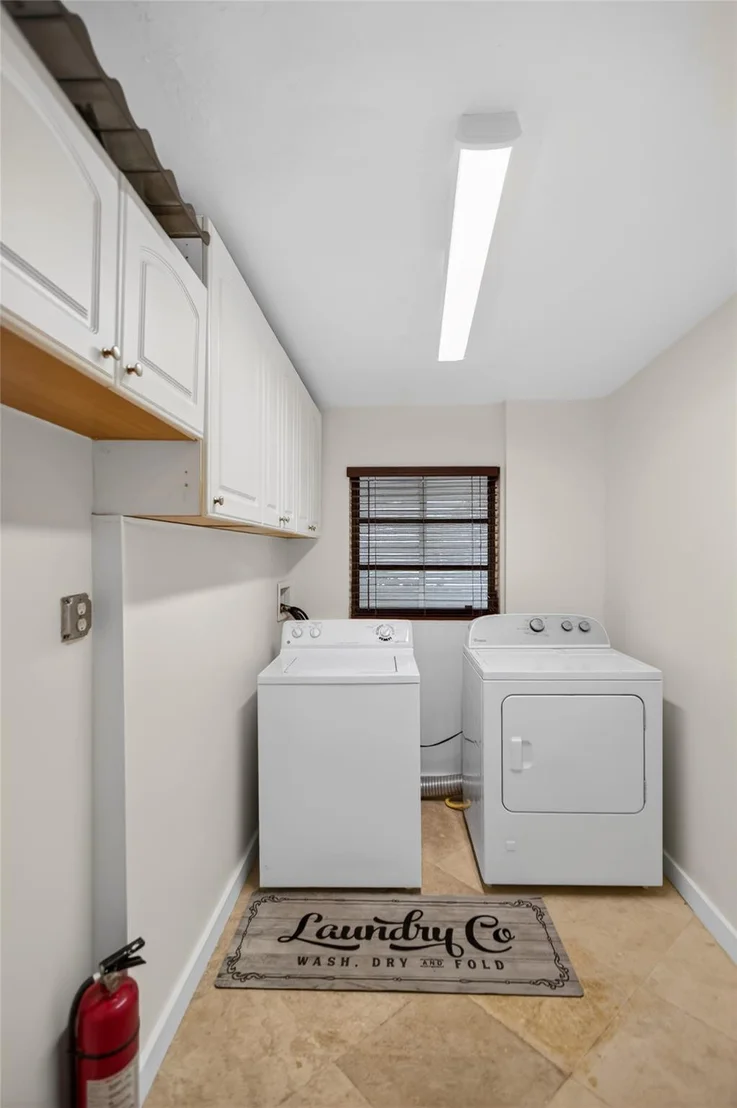 Photo of 601 SE 5th Terrace