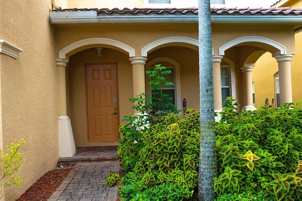 Photo of 506 Cresta Circle