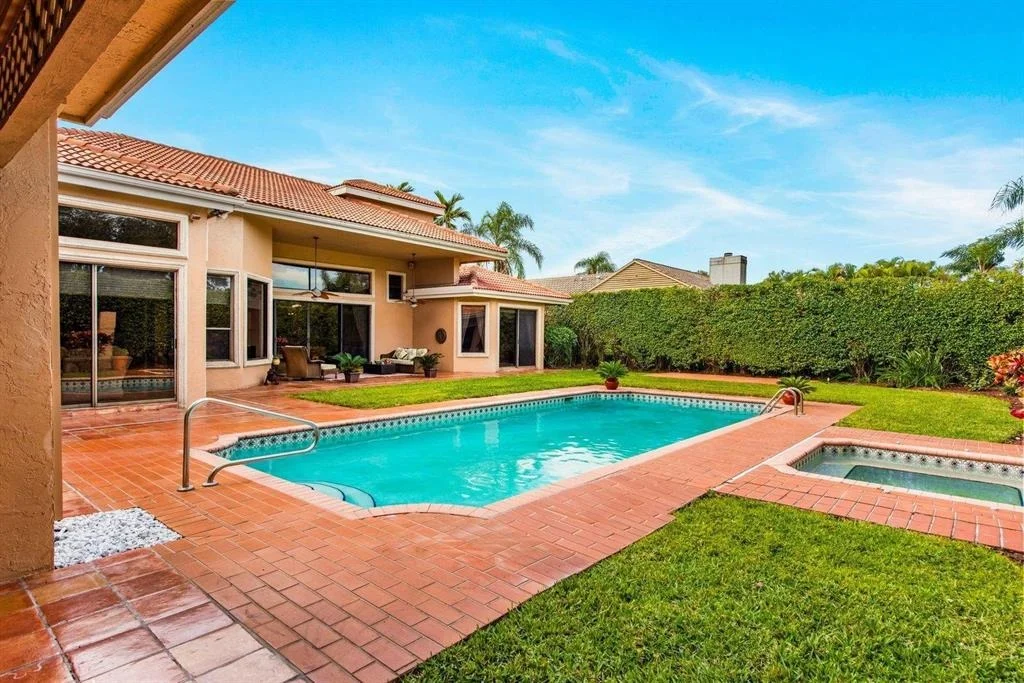 Photo of 7291 Valencia Drive