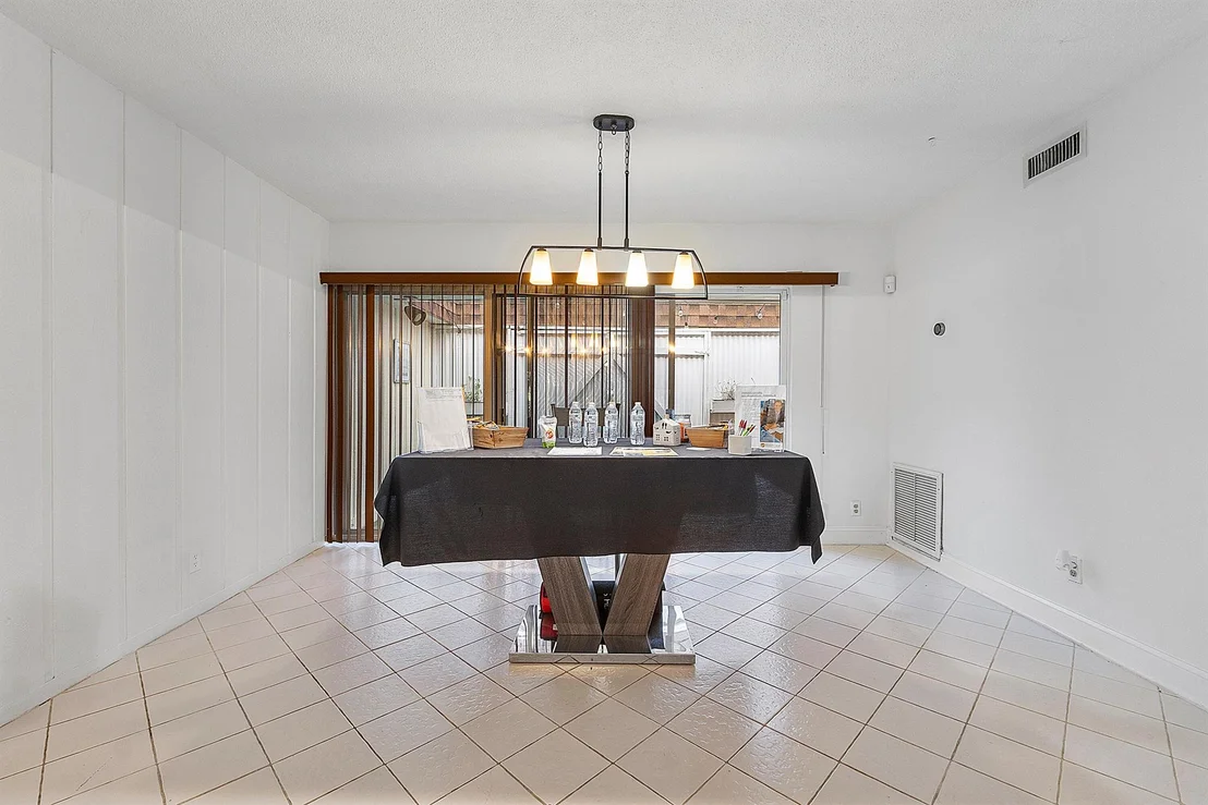 Photo of 5502 Mulberry Drive