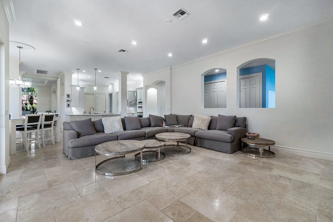 Photo of 21371 Rockledge Lane