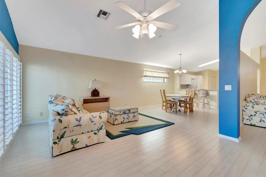 Photo of 10847 Crystal Key Lane