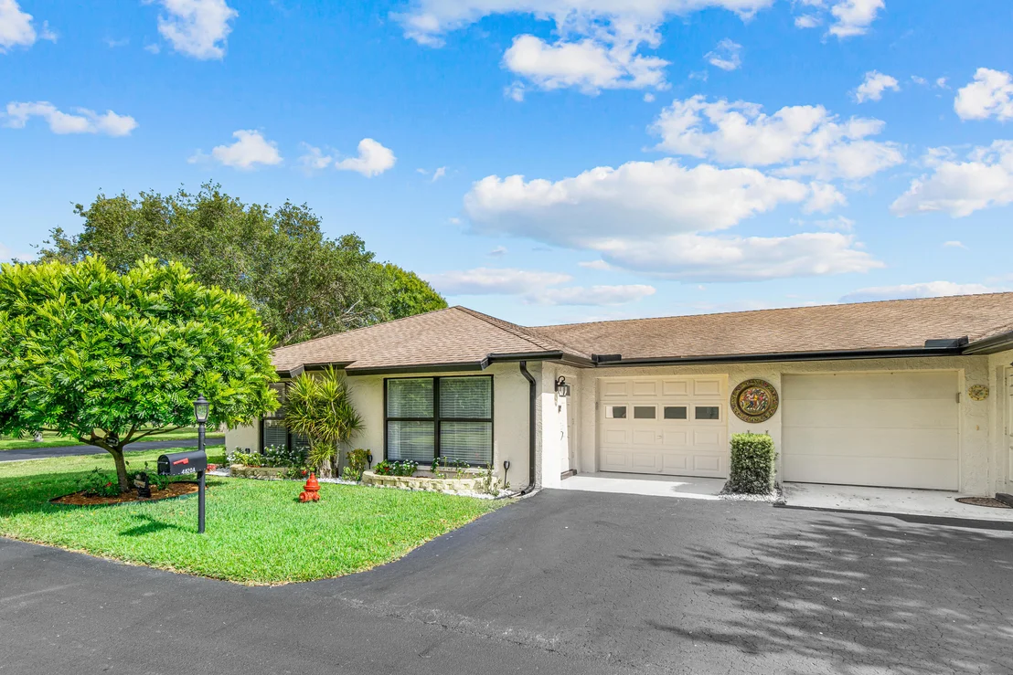 Photo of Unit A at 4820 Equestrian Circle
