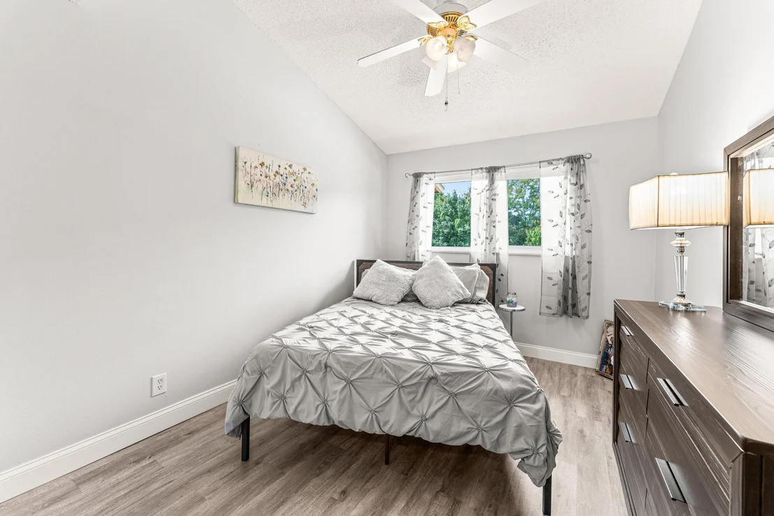 Photo of 154 Maplecrest Circle