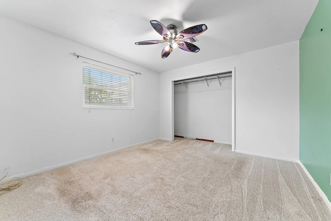 Photo of 214 Circle W