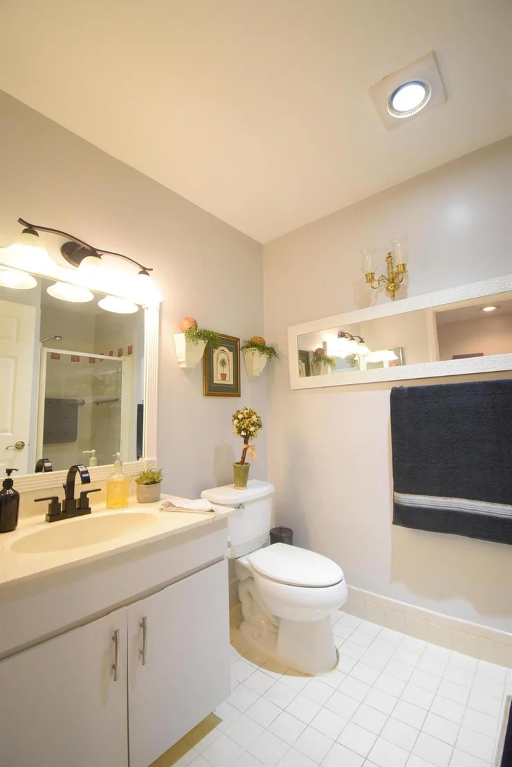 Photo of Unit C at 13971 Nesting Way