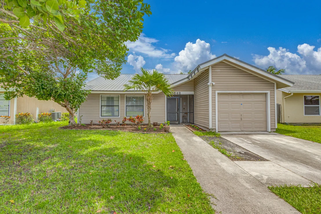 Photo of 4642 Brook Drive
