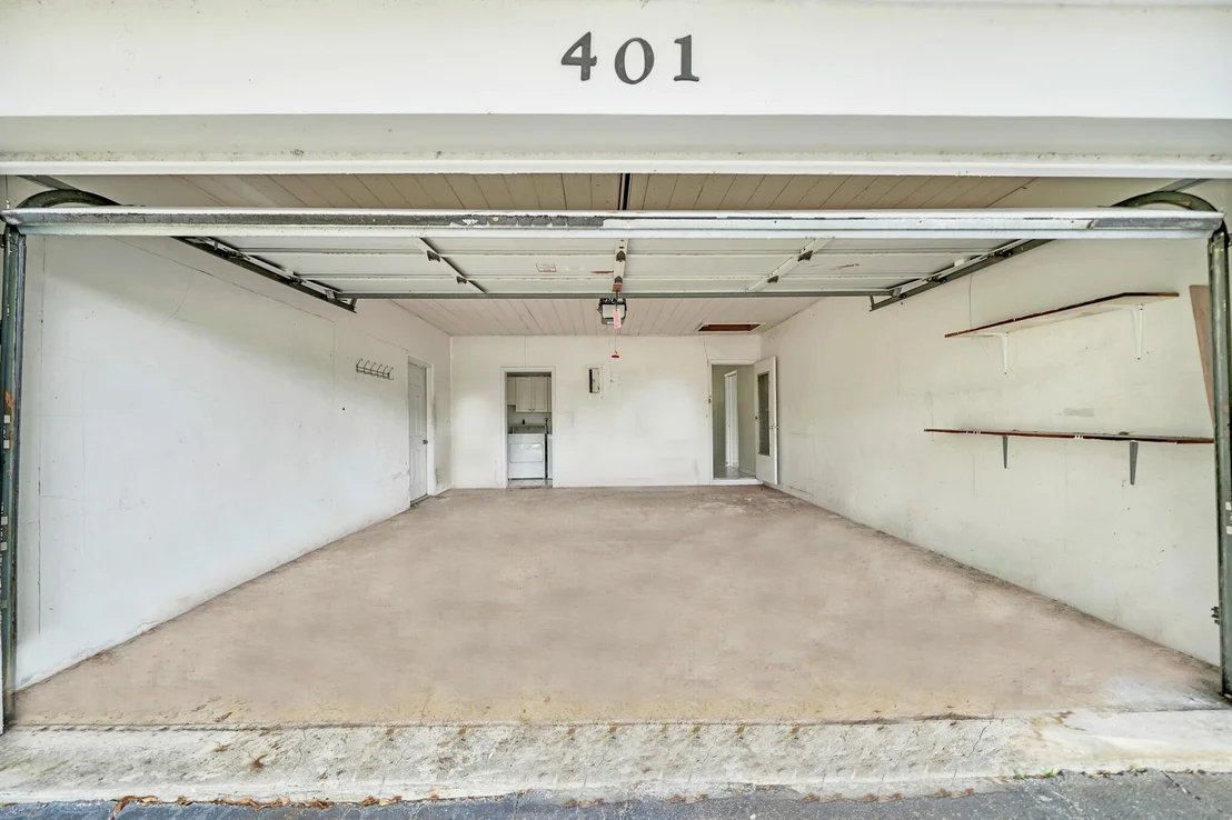 Photo of 401 Homewood Boulevard
