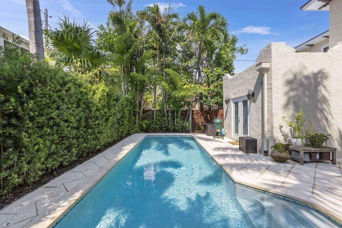 Photo of 3225 Vincent Road