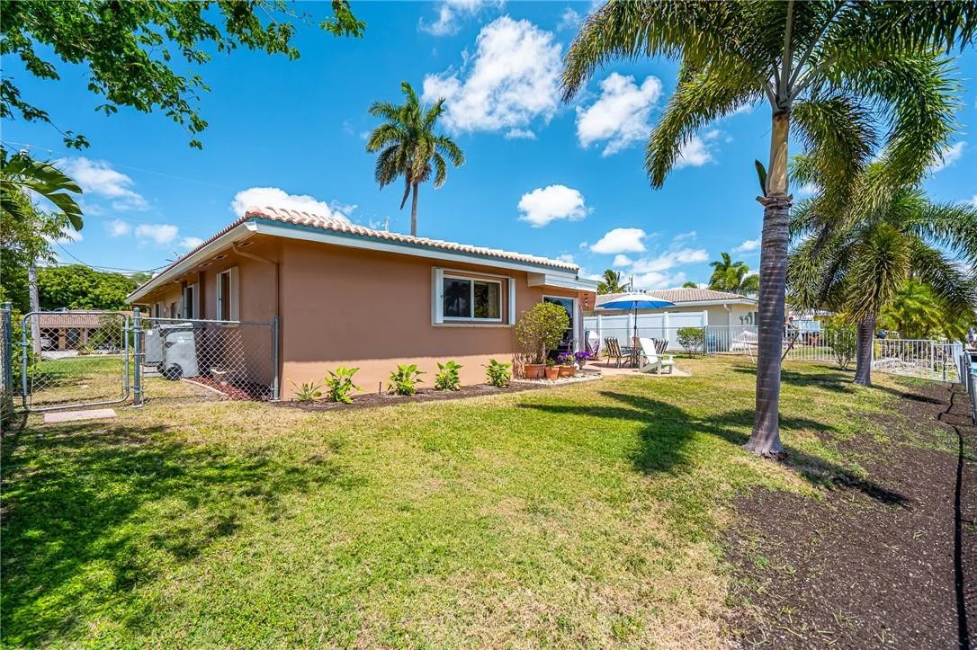 Photo of 330 SE 3rd Street