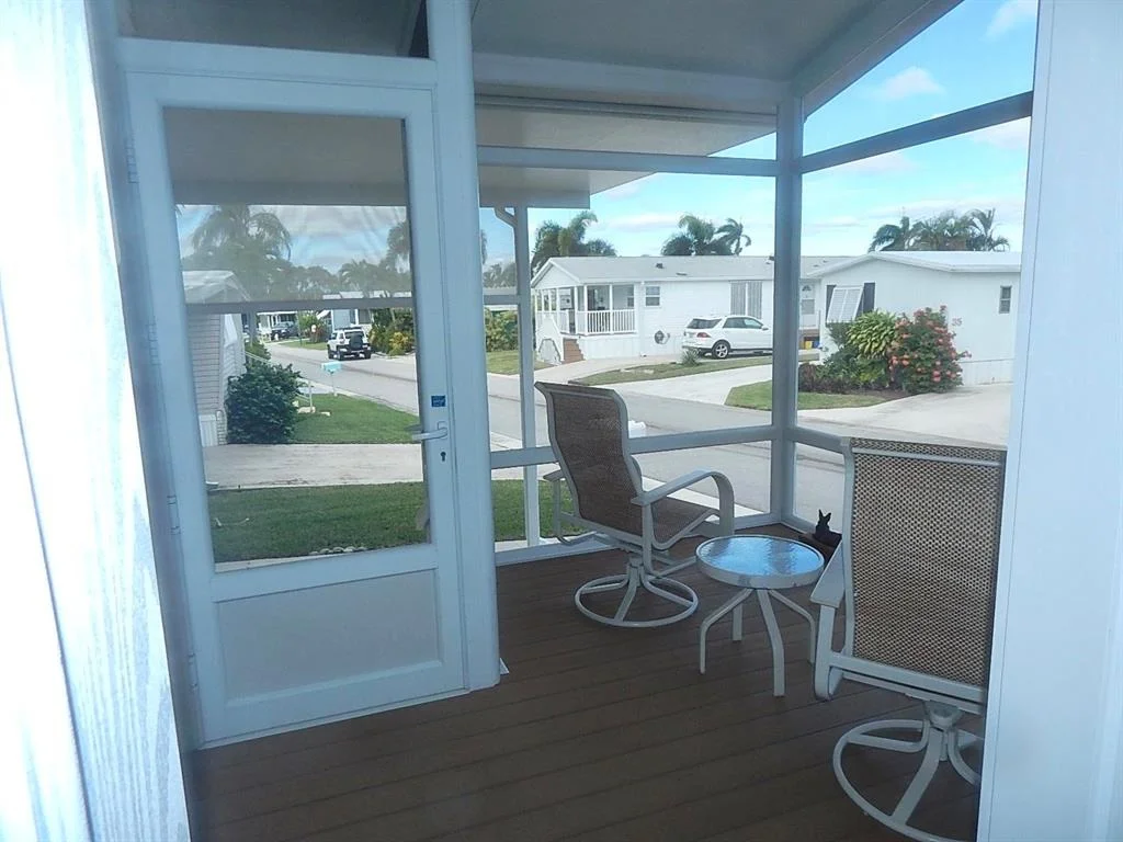 Photo of Unit 10 at 400 N A1a Highway