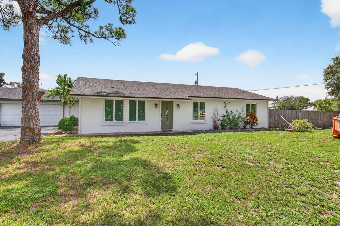 Photo of 5238 Palm Ridge Boulevard