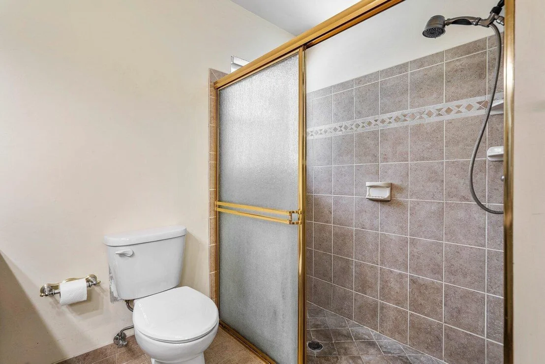 Photo of 9439 Sun Pointe Drive