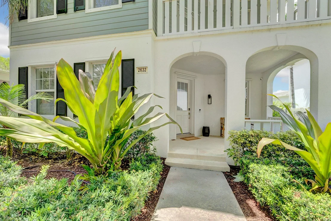 Photo of 2632 E Community Drive