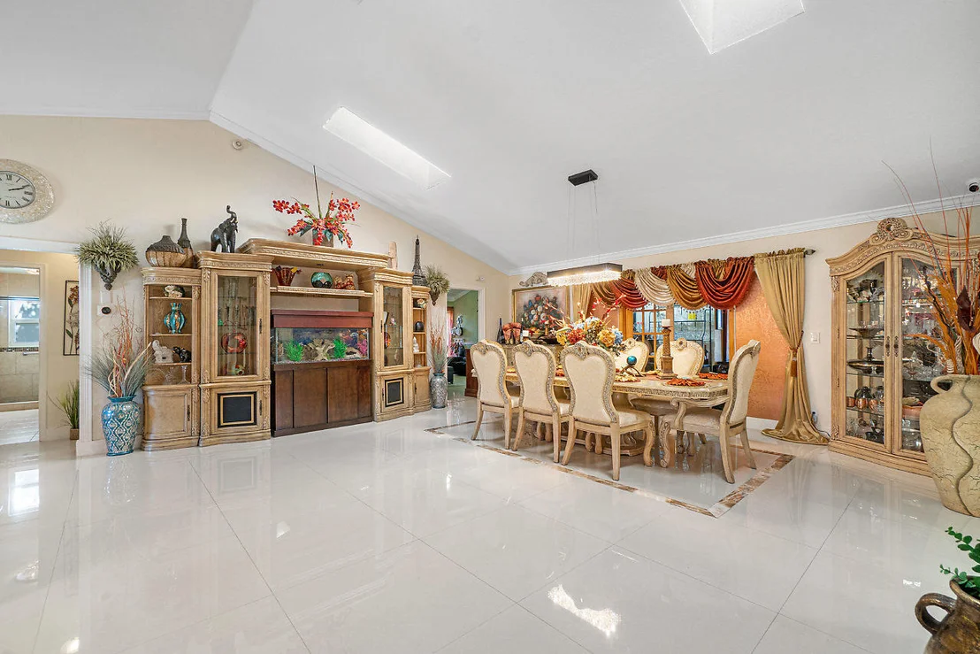 Photo of 9711 Sun Pointe Drive