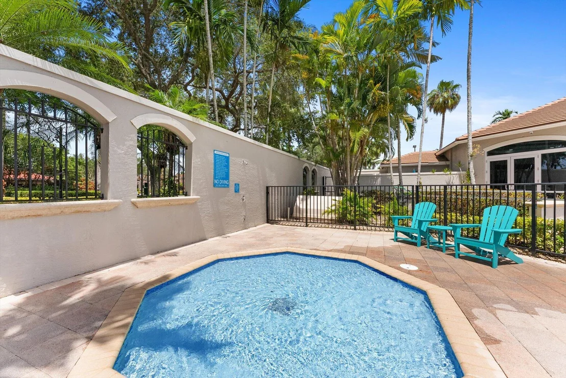 Photo of 19335 Skyridge Circle