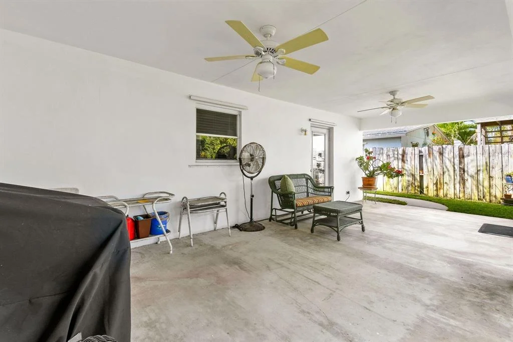 Photo of 305 5th Street